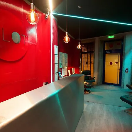 Pilot Design & Bar Порту